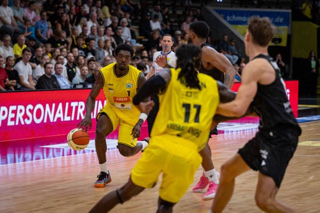 Philip Alston, Kreisbau Kirchheim Knights, 01 Tyrel Morgan, Kreisbau Kirchheim Knights, 11 GER, Kreisbau Kirchheim Knights vs. MHP RIESEN Ludwigsburg, easyCredit BBL, Netto BBL Cup, Round 1, 2026–2027 Season, September 13, 2026 GER, Kreisbau Kirchheim Knights vs. MHP RIESEN Ludwigsburg, easyCredit BBL, Netto BBL Cup, Round 1, 2026–2027 season, September 13, 2026 Göppingen Copyright: xEibner-Pressefoto NinaxSanderx EP_NSR