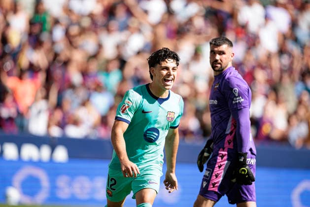 Xavi Espart seen celebrating after scoring goal during LaLiga 2026 2027 game between teams of Levante UD and FC Barcelona, Barca (Maciej Rogowski Ball Raw Images) Valencia Estadio Ciutat de Valencia Spain Copyright: xMaciejxRogowskix maciejrogowski_levante_barcelona_2627-4
