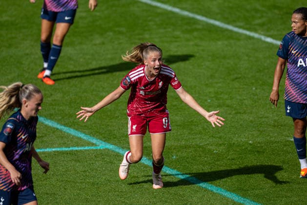Football - FA Women™s Super League - Liverpool FC Women v Tottenham Hotspur FC Women ST HELENS, ENGLAND - Sunday, September 13, 2026: Liverpool FC Women s Vivien Endemann calls for a penalty during the FA Women™s Super League match between Liverpool FC Women and Tottenham Hotspur FC Women at the St Helens Stadium. (Photo by David Rawcliffe Propaganda) ST HELENS St Helens Stadium MERSEYSIDE ENGLAND  Copyright: xPropagandax P2026-09-13-Liverpool_W_Tottenham_W-122