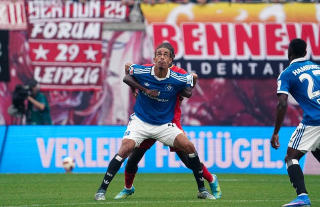 German Soccer Bundesliga 2026–2027, Matchday 3: RB Leipzig vs. Hamburger SV at Red Bull Arena in Leipzig; Yussuf Poulsen of Hamburger SV in a tackle, 15 Copyright: xAymanxAlahmedx