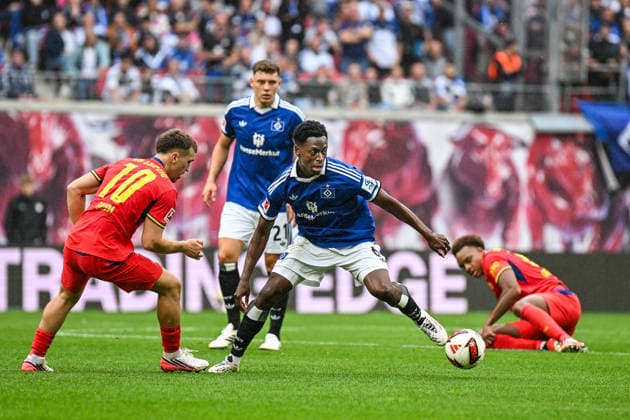 Soccer I Men s I 2026–2027 Season I Bundesliga I Matchday 3 I RB Leipzig vs. Hamburger SV I September 13, 2026 Tackle: Brajan Gruda (10, RB Leipzig) vs. Albert Sambi Lokonga (6, Hamburger SV) Leipzig, Red Bull Arena, Saxony, Germany Copyright: xLobeca InesxHähnelx