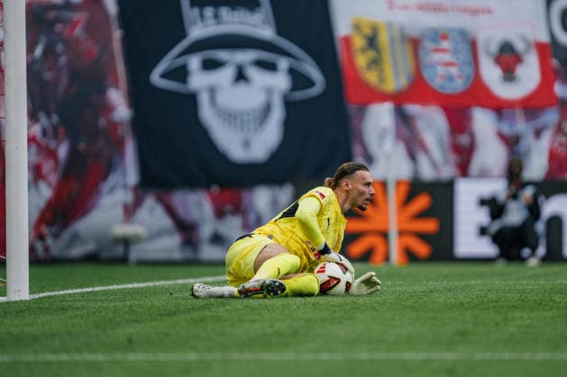 Germany Bundesliga 2026–2027, Matchday 3: RB Leipzig vs. Hamburger SV at Red Bull Arena Leipzig; Maarten Vandevoordt (RB Leipzig, 26) blocks a shot on goal Copyright: xTomxLauruschkatx