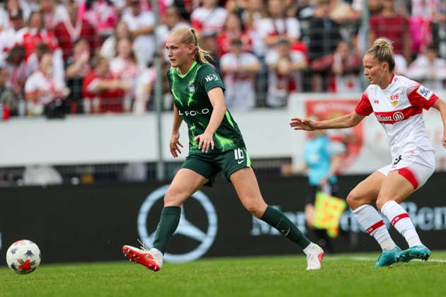 Camilla Küver (VFL Wolfsburg), 16, takes a shot. VfB Stuttgart vs. VfL Wolfsburg, Soccer, Women s Bundesliga, Matchday 4, 2026–2027 Season, September 13, 2026 VfB Stuttgart vs. VfL Wolfsburg, Soccer, Women’s Bundesliga, Matchday 4, 2026–2027 season, September 13, 2026 Copyright: xEibner-Pressefoto SoerenxHerwegx EP_SHG