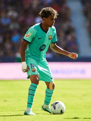 Lamine Yamal of FC Barcelona during the LaLiga EA Sports match between Levante UD and FC Barcelona at Estadi Ciutat de Valencia on September 13, 2026, in Valencia, Spain