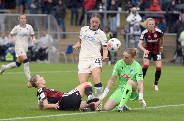 September 13, 2026, xhbx, Soccer Google Pixel Women s Bundesliga, Eintracht Frankfurt vs. TSG Hoffenheim, Nina Lührßen (Eintracht Frankfurt Women s Team), Jonna van de Velde (TSG 1899 Hoffenheim), Laura Dick (TSG 1899 Hoffenheim), Frankfurt am Main