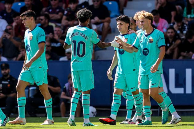 September 13, 2026, Valencia, Valencia, SPAIN: Xavi Espart of FC Barcelona, Barca celebrates a goal during the Spanish league, LaLiga EA Sports, football match played between Levante UD and FC Barcelona at Ciutat de Valencia stadium on September 13, 2026, in Valencia, Spain. Levante UD V FC Barcelona - LaLiga EA Sports - ZUMAa181 20260913_zaa_a181_141 Copyright: xIvanxTerronx