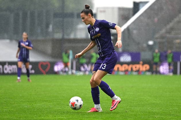 Vanessza Nagy, Women s Bundesliga 2, SGS Essen vs. FC Ingolstadt, September 13, 2026; Vanessza Nagy, SGS Essen, Women s Bundesliga 2, Matchday 6, SGS Essen vs. FC Ingolstadt on September 13, 2026, at the Stadion an der Hafenstraße in Essen; final score 1–1 in front of 1,031 spectators