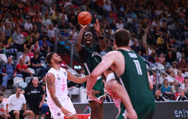 Hugo Yimga Moukouri of Nanterre with the ball against Alijah Comithier of Bonn, Bonn, Germany, September 13, 2026, basketball, exhibition game, Telekom Baskets Bonn vs. Nanterre 92
