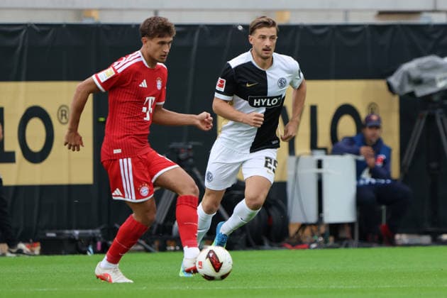 September 13, 2026, Soccer, Men s, Bundesliga 1, 2026–2027 Season, SV 07 Elversberg vs. FC Bayern Munich, Tom Bischof (FC Bayern Munich), Lukas Petkov (SV 07 Elversberg), Elversberg Ursapharm Arena an der Kaiserlinde, Saarland, Germany, DEU Copyright: xFabianxKleerx