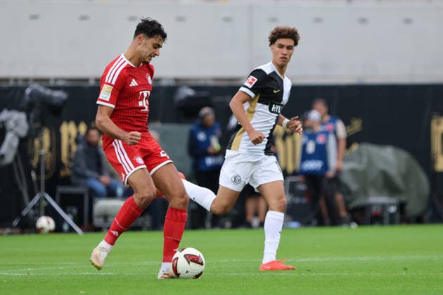 September 13, 2026, Soccer, Men s, 1. Bundesliga, 2026–2027 Season, SV 07 Elversberg vs. FC Bayern Munich, Aleksandar Pavlovic (FC Bayern Munich), Noah Darvich (SV 07 Elversberg), Elversberg, Ursapharm Arena an der Kaiserlinde, Saarland, Germany (DEU) Copyright: xFabianxKleerx