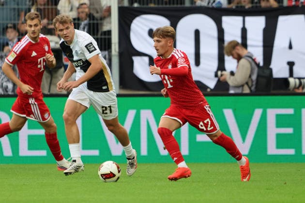 September 13, 2026, Soccer, Men s, Bundesliga 1, 2026–2027 Season, SV 07 Elversberg vs. FC Bayern Munich, Lasse Günther (SV 07 Elversberg), Lennart Karl (FC Bayern Munich), Elversberg Ursapharm Arena an der Kaiserlinde, Saarland, Germany, DEU Copyright: xFabianxKleerx