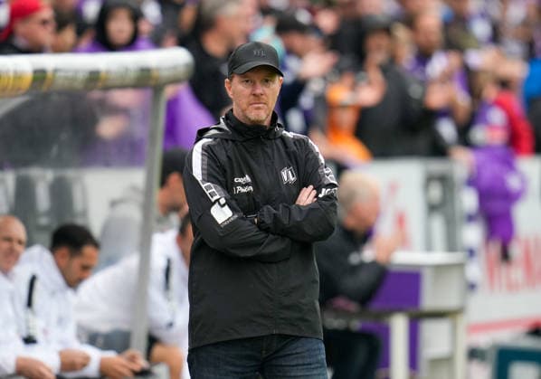 Timo Schultz, VfL Osnabrück, Head Coach (GER), VfL Osnabrück vs. Hertha BSC, 2. Bundesliga, Matchday 5, 2026–27 season, Bremer Brücke, Osnabrück, September 13, 2026 DFL REGULATIONS PROHIBIT ANY USE OF PHOTOGRAPHS AS IMAGE SEQUENCES AND OR QUASI-VIDEO Photo: HMB Media, Scott W. Coleman Copyright: HMBxMedia xScottxW.xColeman