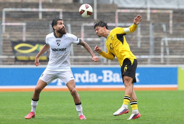 Sunday, September 13, 2026, 2026–27 season, Regionalliga West, Matchday 8 at Rote Erde Stadium in Dortmund, BVB Borussia Dortmund II vs. SV Rödinghausen, Mikail Polat (SVR) vs. Ayman Azhil (BVB II), from left to right