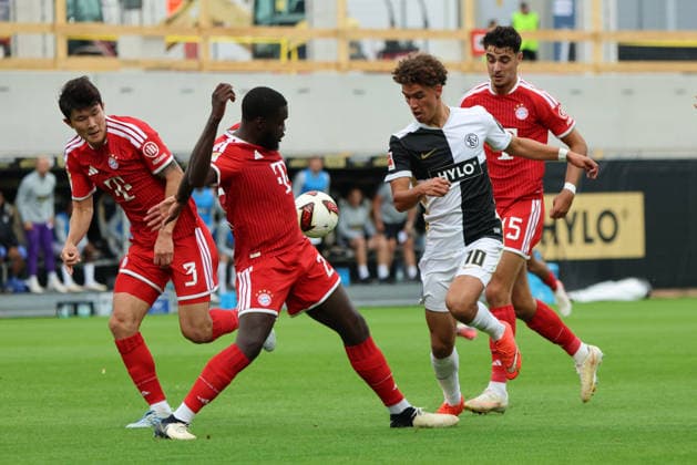 September 13, 2026, Soccer, Men s, Bundesliga 1, 2026–2027 Season, SV 07 Elversberg vs. FC Bayern Munich, Noah Darvich (SV 07 Elversberg), Dayot Upamecano (FC Bayern Munich), Minjae Kim (FC Bayern Munich), Ursapharm Arena at the Kaiserlinde, Saarland, Germany (DEU) Copyright: xFabianxKleerx