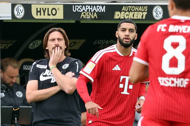 September 13, 2026, xrekx, Soccer, Bundesliga 1, SV Elversberg vs. FC Bayern Munich – Vincent Wagner, Coach of SV 07 Elversberg; Ismael Saibari, FC Bayern Munich. DFL and DFB regulations prohibit any use of photographs as image sequences and or quasi-video. Elversberg