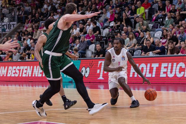 Exhibition Game: Telekom Baskets Bonn vs. JSF Nanterre 92, September 13, 2026; John Michael Wright of Telekom Baskets Bonn 1 brings the ball; Exhibition Game: Telekom Baskets Bonn vs. JSF Nanterre 92, September 13, 2026, Telekom Dome, Bonn Copyright: xBEAUTIFULxSPORTS Derixx