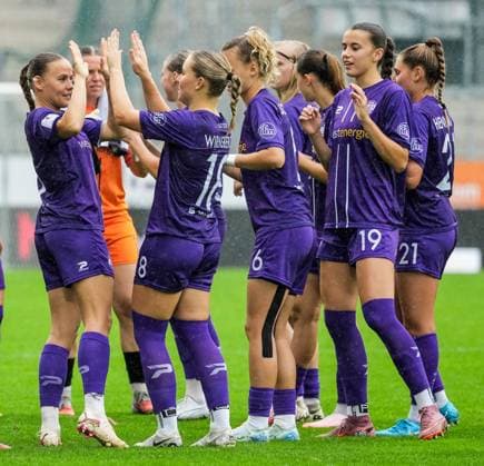 Women s Soccer in Essen ** FOR EDITORIAL PURPOSES ONLY ** EDITORIAL USE ONLY ** p The match between SGS Essen and FC Ingolstadt 04 ended in a 1–1 draw on September 13, 2026, at the Essen Stadium on Hafenstraße 97a. Antonia Baaß, Michael Gohl, FUNKE Photo Services p Sports, Germany, North Rhine-Westphalia, Essen. Copyright MichaelxGohl Copyright: MichaelxGohl doc87l3xrobl1yp22lquw5 ,EDITORIAL USE ONLY Copyright: MichaelxGohl