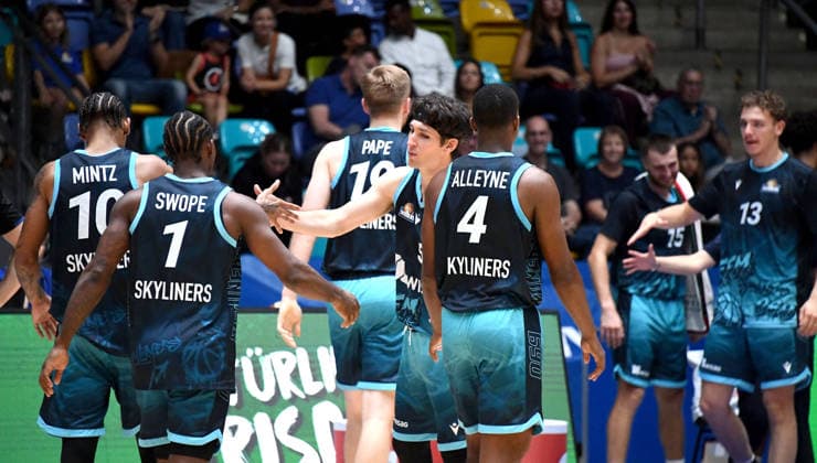 September 13, 2026, xokbx, Basketball Netto BBL Cup, Skyliners Frankfurt vs. Science City Jena, Ryan Arcidiacono (Fraport Skyliners Frankfurt), Judah Mintz (Fraport Skyliners Frankfurt), Isaiah Swope, Fraport Skyliners Frankfurt; Nahiem Alleyne, Fraport Skyliners Frankfurt, and others; facial expressions, body language, emotion; cheering, clapping, celebrating—Frankfurt
