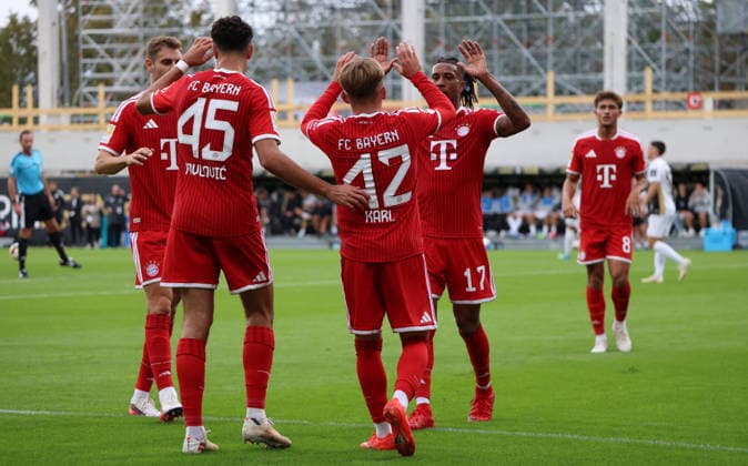 September 13, 2026, Soccer, Men s, Bundesliga 1, 2026–2027 Season, SV 07 Elversberg vs. FC Bayern Munich, FC Bayern Munich celebrates after Lennart Karl scores the 0–1 goal; FC Bayern Munich vs. Elversberg at Ursapharm Arena an der Kaiserlinde, Saarland, Germany Copyright: xFabianxKleerx