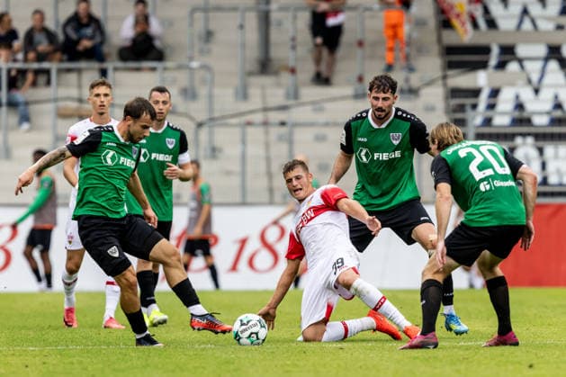 VfB Stuttgart II vs. SC Preussen Münster, Soccer, 3rd Division, Matchday 5, WIRmachenDRUCK Arena Großaspach, September 13, 2026, photo by Louis Kolbe, SC Preussen Münster, 02, Enis Redzepi, VfB Stuttgart II, 39, Lucas Zeller, SC Preussen Münster, 05 VfB Stuttgart II vs. SC Preussen Münster, Soccer, 3. Liga, Matchday 5, WIRmachenDRUCK Arena Großaspach, September 13, 2026, Photo by Lucca Fundel, Großaspach, WIRmachenDRUCK Arena, Baden-Württemberg, Germany