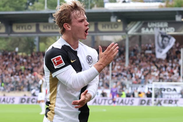 September 13, 2026, xrekx, Soccer, Bundesliga 1, SV Elversberg vs. FC Bayern Munich: Cole Campbell celebrates for SV 07 Elversberg; offside goal. DFL and DFB regulations prohibit any use of photographs as image sequences and or quasi-video. Elversberg
