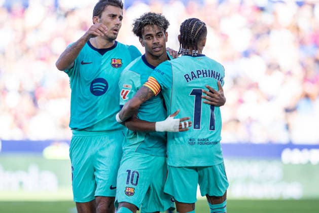 ESP LaLiga EA Sports UD Levante vs. FC Barcelona: Lamine Yamal of FC Barcelona scores a goal and celebrates with Rodrigo Hernandez Rodri of FC Barcelona and Raphinha of FC Barcelona during the LaLiga EA Sports match, between UD Levante and FC Barcelona, played at Ciudad de Valencia Stadium in Valencia on September 12, 2026, in Valencia, Spain. Soccer Copyright: xAgenciaxLOFx
