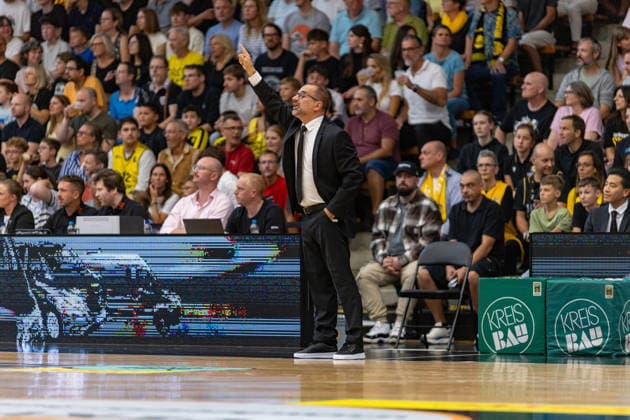 Carles Duran, MHP Riesen Ludwigsburg, coach for the active coaching staff of the Kreisbau Kirchheim Knights vs. MHP Riesen Ludwigsburg, basketball, Netto BBL Cup, cup game, 2026–2027 season, September 13, 2026, Kreisbau Kirchheim Knights vs. MHP Riesen Ludwigsburg, Basketball, Netto BBL Cup, Cup game, 2026–2027 season, September 13, 2026, Göppingen Copyright: xEibner-Pressefoto DavidexDixGiovannix EP_DGI