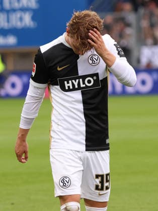 September 13, 2026, Soccer, Men s, Bundesliga 1, 2026–2027 Season, SV 07 Elversberg vs. FC Bayern Munich, Cole Campbell; SV 07 Elversberg disappoints at the Elversberg Ursapharm Arena an der Kaiserlinde, Saarland, Germany Copyright: xFabianxKleerx