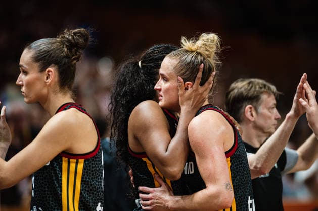 FIBA Women’s Basketball World Cup 2026: Spain vs. Germany, September 13, 2026—Leonie Fiebich (Germany), 13; Nyara Sabally (Germany), 8—disappointed, tears, basketball, FIBA Women’s Basketball World Cup 2026, Final Round, 3rd-Place Game: Spain vs. Germany on September 13, 2026, at the Uber Arena, Berlin Copyright: xBEAUTIFULxSPORTS Tonhäuserx