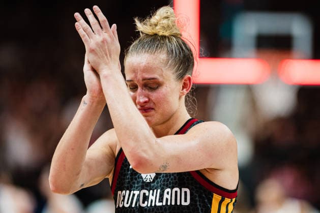 FIBA Women’s Basketball World Cup 2026: Spain vs. Germany, September 13, 2026; Leonie Fiebich (Germany), 13, disappointed; tears; basketball; FIBA Women’s Basketball World Cup 2026; Final Round, 3rd-Place Game: Spain vs. Germany on September 13, 2026, at the Uber Arena, Berlin Copyright: xBEAUTIFULxSPORTS Tonhäuserx