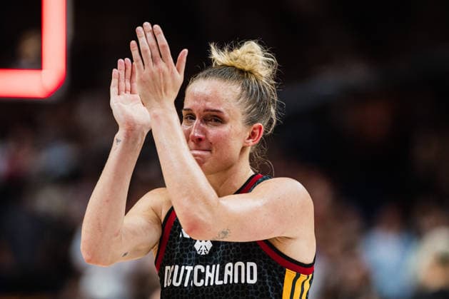 FIBA Women’s Basketball World Cup 2026: Spain vs. Germany, September 13, 2026; Leonie Fiebich, Germany, 13, disappointed, tears, basketball, FIBA Women’s Basketball World Cup 2026, Final Round, 3rd-Place Game: Spain vs. Germany on September 13, 2026, at the Uber Arena, Berlin Copyright: xBEAUTIFULxSPORTS Tonhäuserx