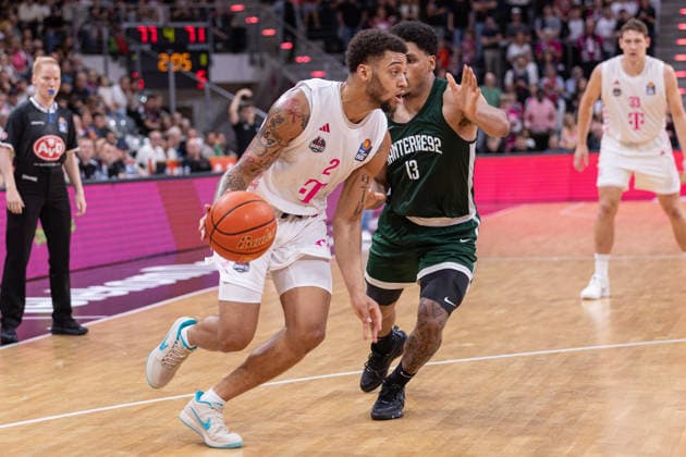 Exhibition Game: Telekom Baskets Bonn vs. JSF Nanterre 92, September 13, 2026—Alijah Comithier (Telekom Baskets Bonn 2) vs. Xavier Misael Castaneda (JSF Nanterre 92)—13. Exhibition Game: Telekom Baskets Bonn vs. JSF Nanterre 92, September 13, 2026, Telekom Dome, Bonn Copyright: xBEAUTIFULxSPORTS Derixx