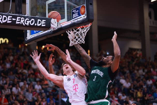 Grayson Murphy (Bonn) vs. J. Wan Roberts (Nanterre), Bonn, Germany, September 13, 2026, Basketball, Exhibition Game, Telekom Baskets Bonn vs. Nanterre 92