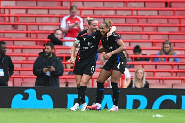 Crystal Palace Women players after securing a 0-0 draw with Arsenal Women during the Women s Super League match between Arsenal Women and Crystal Palace Women at the Emirates Stadium, London, England on 13 September 2026. Copyright: xPhilxHutchinsonx 45440050