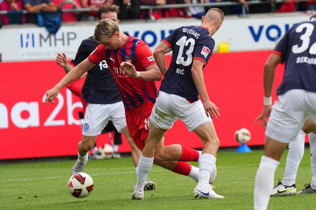 2. Bundesliga, Matchday 5, 2026–27 Season, FC Heidenheim vs. Holstein Kiel, Leon Parduzi (Holstein Kiel), Alessandro Vogt (FC Heidenheim), Ivan Nekic (Holstein Kiel), FC Heidenheim vs. Holstein Kiel, 2. Bundesliga, Matchday 5, 2026–27 Season, FC Heidenheim vs. Holstein Kiel, Germany, Heidenheim, Voith Arena, September 13, 2026 SP_GHR