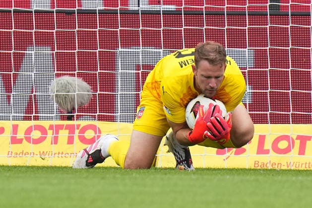 2. Bundesliga, Matchday 5, 2026–27 Season, FC Heidenheim vs. Holstein Kiel, Thomas Daehne; FC Heidenheim keeps a clean sheet; FC Heidenheim vs. Holstein Kiel, 2. Bundesliga, Matchday 5, 2026–27 Season, FC Heidenheim vs. Holstein Kiel, Germany, Heidenheim, Voith Arena, September 13, 2026 SP_GHR