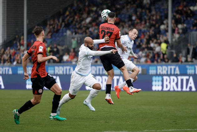 September 13, 2026, xhettx, Soccer 3rd Division, SV Wehen Wiesbaden vs. SV Waldhof Mannheim; Max Brandt (SV Wehen Wiesbaden) clears the ball with a header, 37