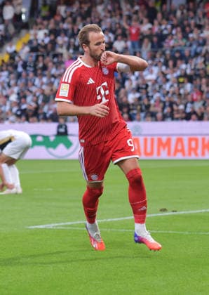 September 13, 2026, xblx, Soccer, Bundesliga 1, SV Elversberg vs. FC Bayern Munich, Harry Kane, FC Bayern Munich, Goal scored, Goal making the score 1–2, celebrating the goal, goal celebration, celebration, celebrating, celebrates, DFL DFB REGULATIONS PROHIBIT ANY USE OF PHOTOGRAPHS as IMAGE SEQUENCES and or QUASI-VIDEO Elversberg