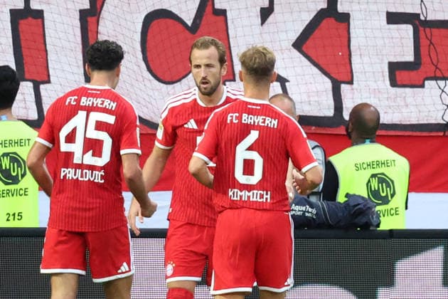 September 13, 2026, xrekx, Soccer, Bundesliga 1, SV Elversberg vs. FC Bayern Munich: Goal celebration after Harry Kane scored the 1-2 goal for FC Bayern Munich. DFL and DFB regulations prohibit any use of photographs as image sequences and or quasi-video. Elversberg
