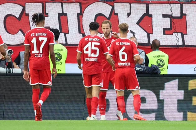 September 13, 2026, xrekx, Soccer, Bundesliga 1, SV Elversberg vs. FC Bayern Munich: Goal celebration after Harry Kane scored the 1-2 goal for FC Bayern Munich. DFL and DFB regulations prohibit any use of photographs as image sequences and or quasi-video. Elversberg