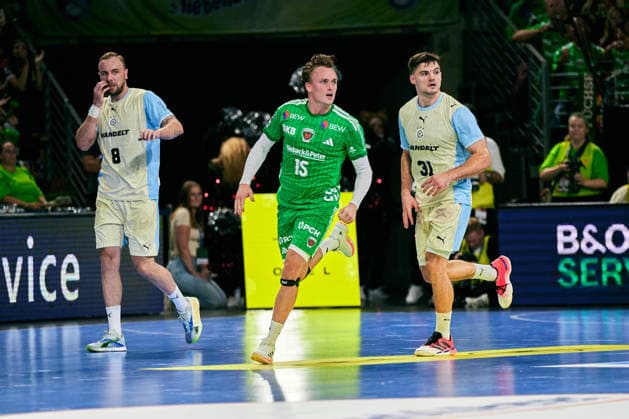 Tobias Grondahl, Füchse Berlin, 15, Lukas Blohme, VfL Gummersbach, 08, Kay Smits, VfL Gummersbach, 31, GER, Füchse Berlin vs. VfL Gummersbach, 1st Bundesliga, Opel HBL, 2026–27 season, Matchday 4, September 13, 2026 GER, Fuechse Berlin vs. VfL Gummersbach, 1st Bundesliga, Opel HBL, 2026–27 season, Matchday 4, September 13, 2026 Berlin Copyright: xClaudiusxRauch,xEibner-Pressefotox xClaudiusxRauchx EP_CRH