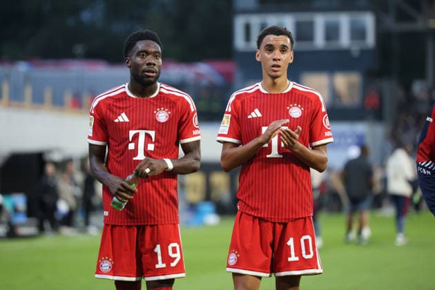 September 13, 2026, Soccer, Men s, Bundesliga 1, 2026–2027 Season, SV 07 Elversberg vs. FC Bayern Munich, Alphonso Davies (FC Bayern Munich), Jamal Musiala (FC Bayern Munich), Elversberg Ursapharm Arena an der Kaiserlinde, Saarland, Germany, DEU Copyright: xFabianxKleerx