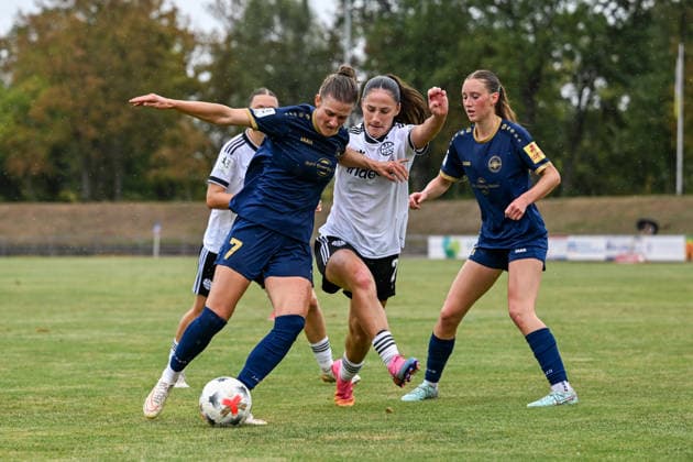 September 13, 2026, Soccer, Women s Bundesliga 2, 2026–2027, Matchday 6, SG 99 Andernach vs. Eintracht Frankfurt U20, Carolin Schraa 7, Andernach tries to get the ball past Jana Theijs 2 of Frankfurt U20