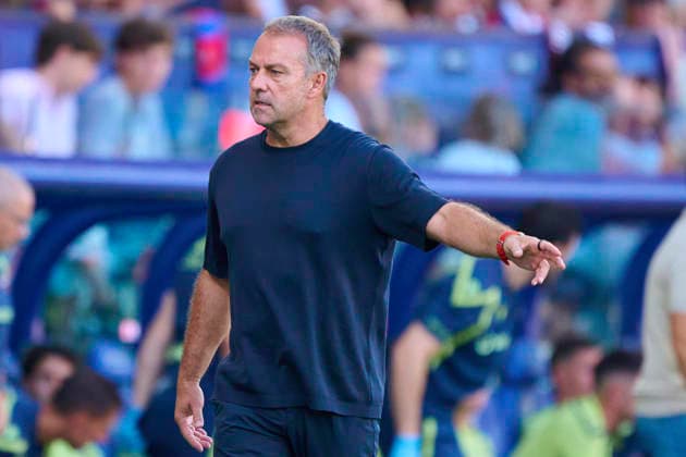 Levante UD v FC Barcelona, Barca - LaLiga EA Sports 2026 27 VALENCIA, SPAIN - SEPTEMBER 13: Hansi Flick, head coach of FC Barcelona reacts during the LaLiga EA Sports 2026 27 match between Levante UD and FC Barcelona at Estadi Ciutat de Valencia on September 13, 2026, in Valencia, Spain. (Photo by Francisco Macia Photo Players Images Magara Press) Valencia Estadi Ciutat de Valencia Spain Copyright: xFranciscoxMaciax