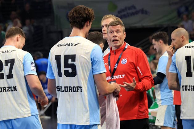 September 13, 2026, GER Germany, Handball, 1st Bundesliga, August 27, 2026, 2026–2027 season, Berlin, Fuechse Berlin vs. Gummersbach Coach Gudjon Valur Sigurdsson, VfL Gummersbach, Gummersbach players, MIRO SCHLUROFF, VfL Gummersbach, 15 nordphoto GmbH, Engler Berlin, Max Schmeling Halle, Berlin, Germany Copyright: xNordphotox xEnglerx