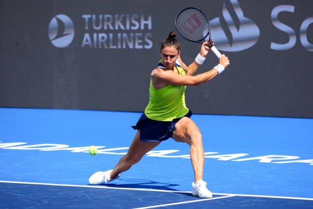 WTA GUADALAJARA OPEN 2026 WTA GUADALAJARA OPEN 2026 SARA SORRIBES VS CAROLINE DOLHIDE 09 13 2026 GUADALAJARA, JALISCO Action photo of Sara Sorribes of Spain during a qualifying match at the 2026 WTA Guadalajara Open, held at the Centro Panamericano de Tenis in Guadalajara, Jalisco, Mexico. Photo of Sara Sorribes of Spain, during a qualifying match of the 2026 WTA Guadalajara Open held at the Centro Panamericano de Tenis in Guadalajara, Jalisco, Mexico. PHOTO BY IMAGENSHOP PHOTO AGENCY GUADALAJARA, JALISCO, MEXICO Copyright: xJorgexReyesx