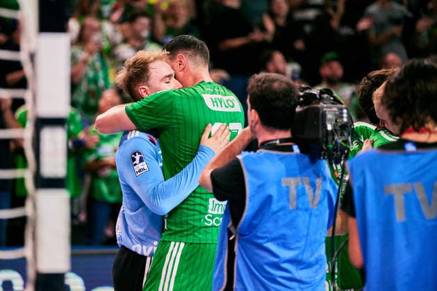Fuechse Berlin celebrate their victory, Lasse Ludwig (Fuechse Berlin), 01, Mijajlo Marsenic (Fuechse Berlin), 93, GER, Fuechse Berlin vs. VfL Gummersbach, 1st Bundesliga, Opel HBL, 2026–27 season, Matchday 4, September 13, 2026 GER, Füchse Berlin vs. VfL Gummersbach, 1st Bundesliga, Opel HBL, 2026–27 season, Matchday 4, September 13, 2026 Berlin Copyright: xClaudiusxRauch,xEibner-Pressefotox xClaudiusxRauchx EP_CRH