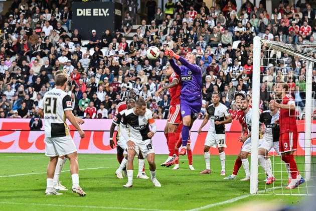 1 Bundesliga: SV Elversberg vs. FC Bayern Munich, September 13, 2026, ELVERSBERG, GERMANY SEPTEMBER 13 Nicolas KRISTOF of SV Elversberg (No. 20) clears a corner kick by Bayern in front of Luis DIAZ of FC Bayern Munich (No. 14) during the Bundesliga match between SV Elversberg and FC Bayern Munich on Matchday 3 at the Ursapharm Arena on Kaiserlinde. DFL REGULATIONS PROHIBIT ANY USE OF PHOTOGRAPHS AS IMAGE SEQUENCES AND OR QUASI-VIDEO Copyright: xBEAUTIFULxSPORTS Goldbergx