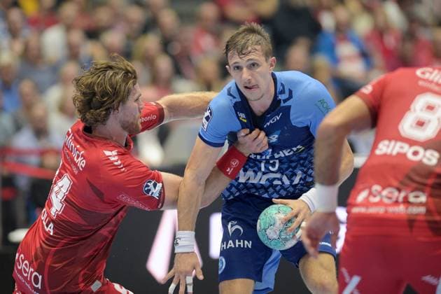 Simone Mengon (TVB Stuttgart) 15 (on the ball), Johannes Golla (MT Melsungen) 14 (L), Adrian Sipos (MT Melsungen) 8, GER, MT Melsungen vs. TVB 1898 Stuttgart, Handball, 1st Bundesliga, Matchday 4, 2026–2027 Season, September 13, 2026, GER, MT Melsungen vs. TVB Stuttgart, Handball, 1st Bundesliga, Matchday 4, 2026–2027 season, September 13, 2026, Kassel Copyright: xEibner-Pressefotox xRolandxSippelx EP_RSL