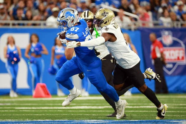 New Orelans vs Detroit Lions DETROIT,MICHIGAN-SEPTEMBER 13: Tight end Sam LaPorta (87) of the Detroit Lions carries the ball during an NFL, American Football Herren, USA football game between the New Orleans Saints and the Detroit Lions in Detroit, Michigan USA, on Sunday, September 13, 2026 Detroit Michigan United States  Copyright: xAmyxLemusx originalFilename:lemus-neworela260913_npuCt.jpg